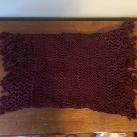 American eagle knit neck scarf